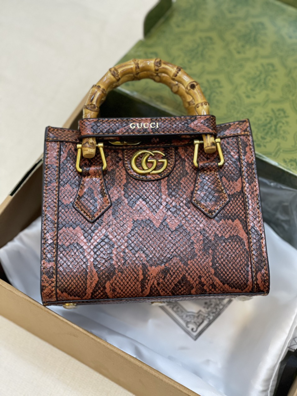 Túi xách Gucci Diana Super Mini Tote Bag Màu Đỏ Da Trăn Quai Trúc Size 21cm